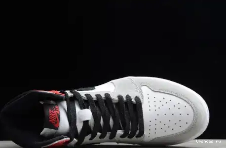 Grey Air Retro High Light 555088-126 Smoke Jordan 555088-126 1 0326